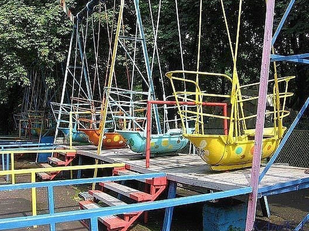 Качели-лодочки. Фото из интернета.