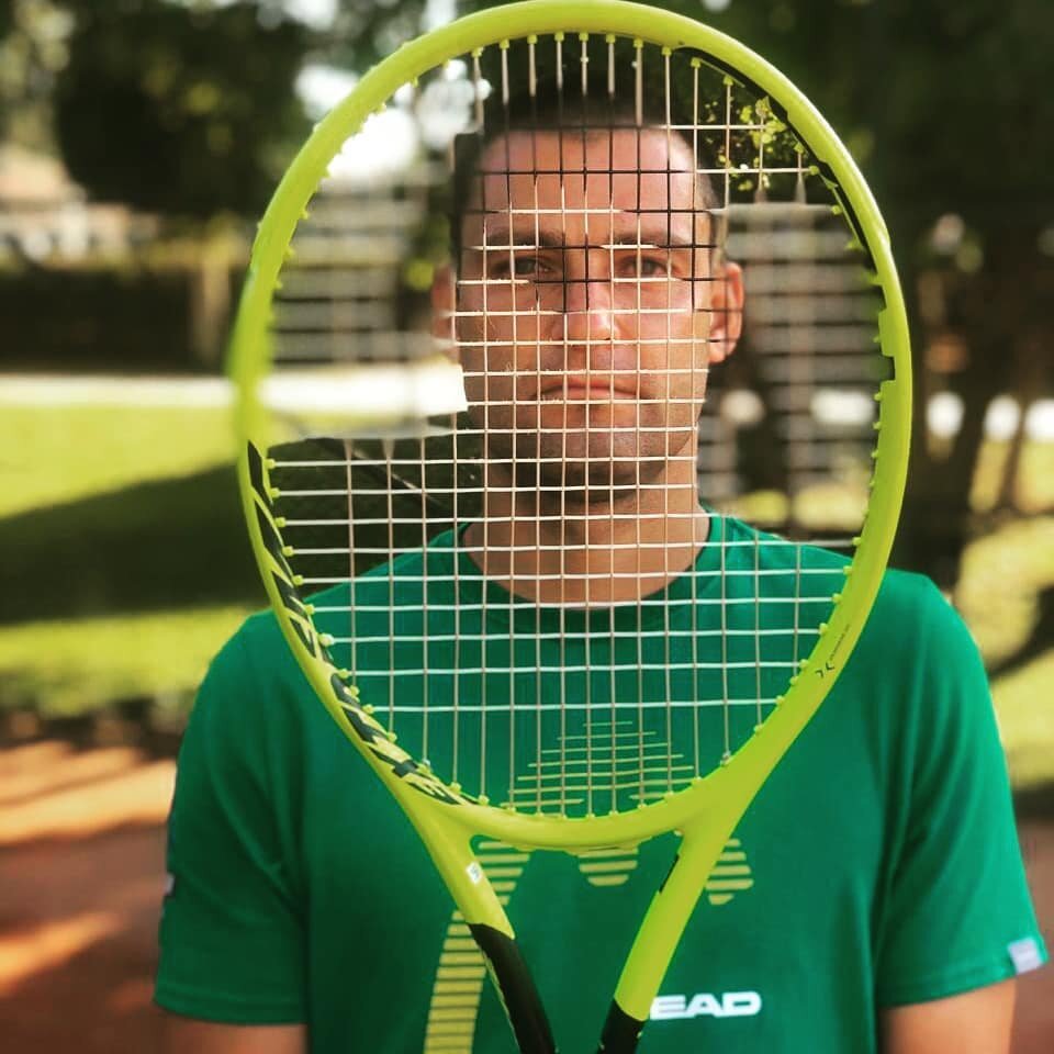 The racket nicholas hill glenn. The racket ник хилл.