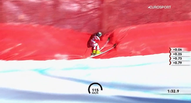 Момент падения Николь Шмидхофер во Франции в декабре 2020 года 