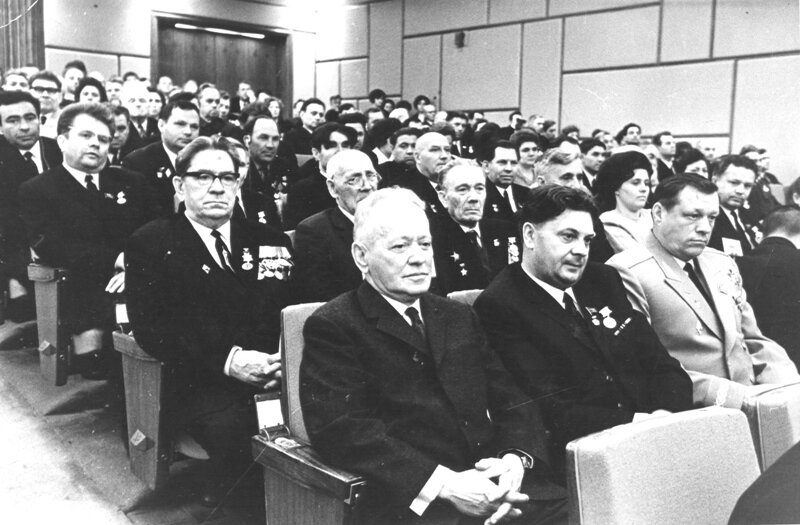 М.А. Шолохов  на торжественном собрании, 1970. Фотоисточник: https://www.sholokhov.ru/