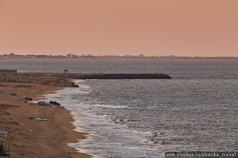 Каспийское море пляж