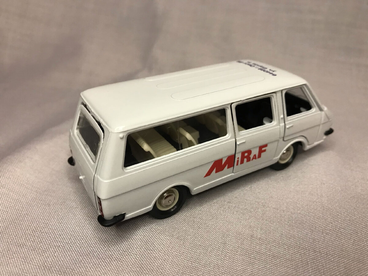 Раф 2203 "Miraf".