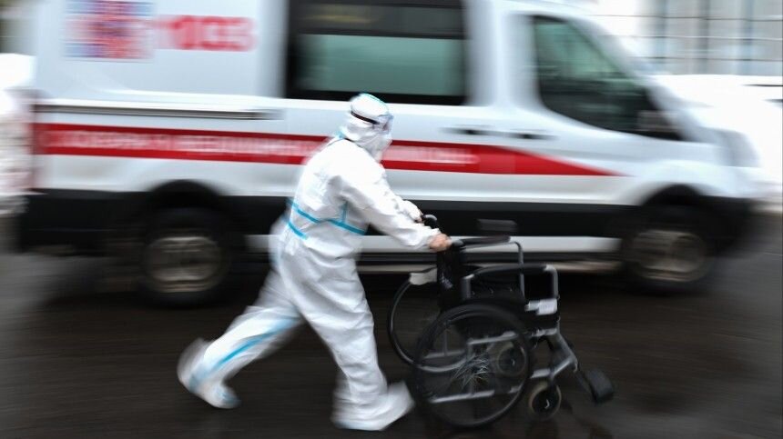 Число заболевших новым штаммом растет в геометрической прогрессии. Сильнее всего придется столичному региону страны.