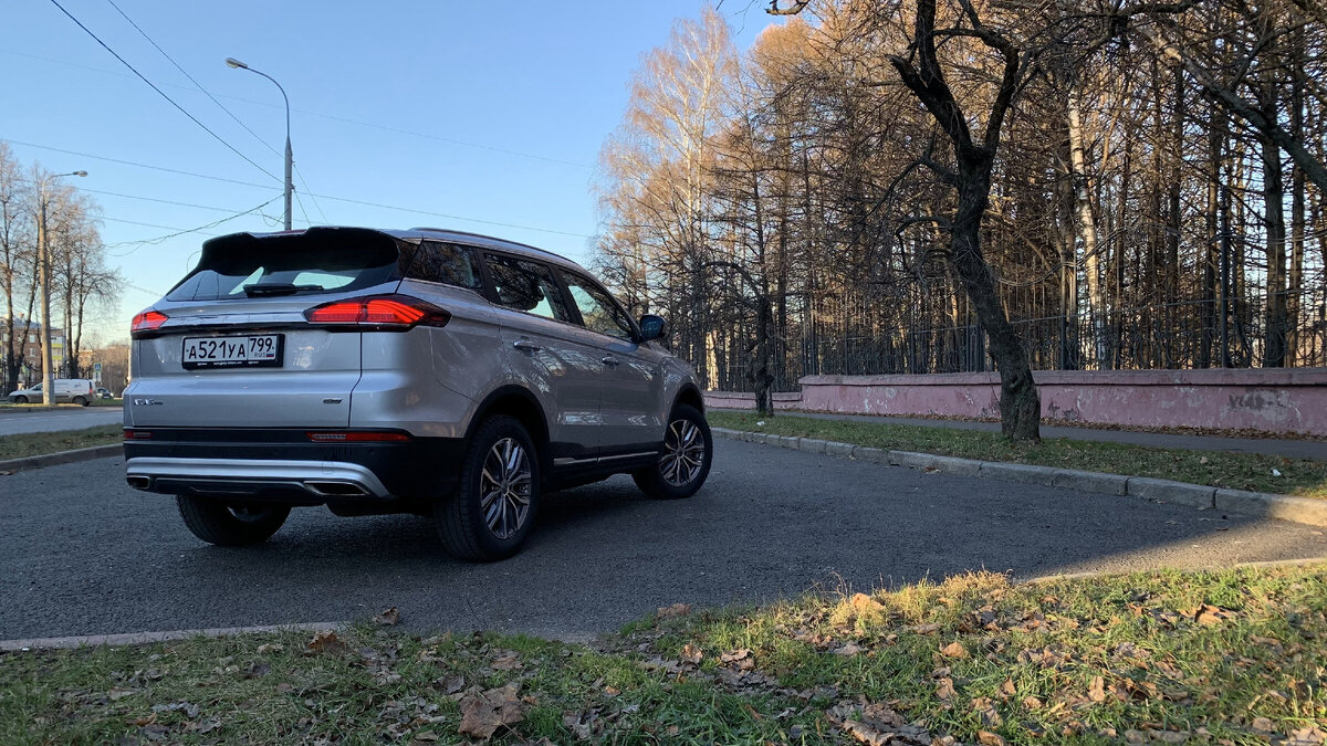 Geely Atlas Pro из нашего теста.