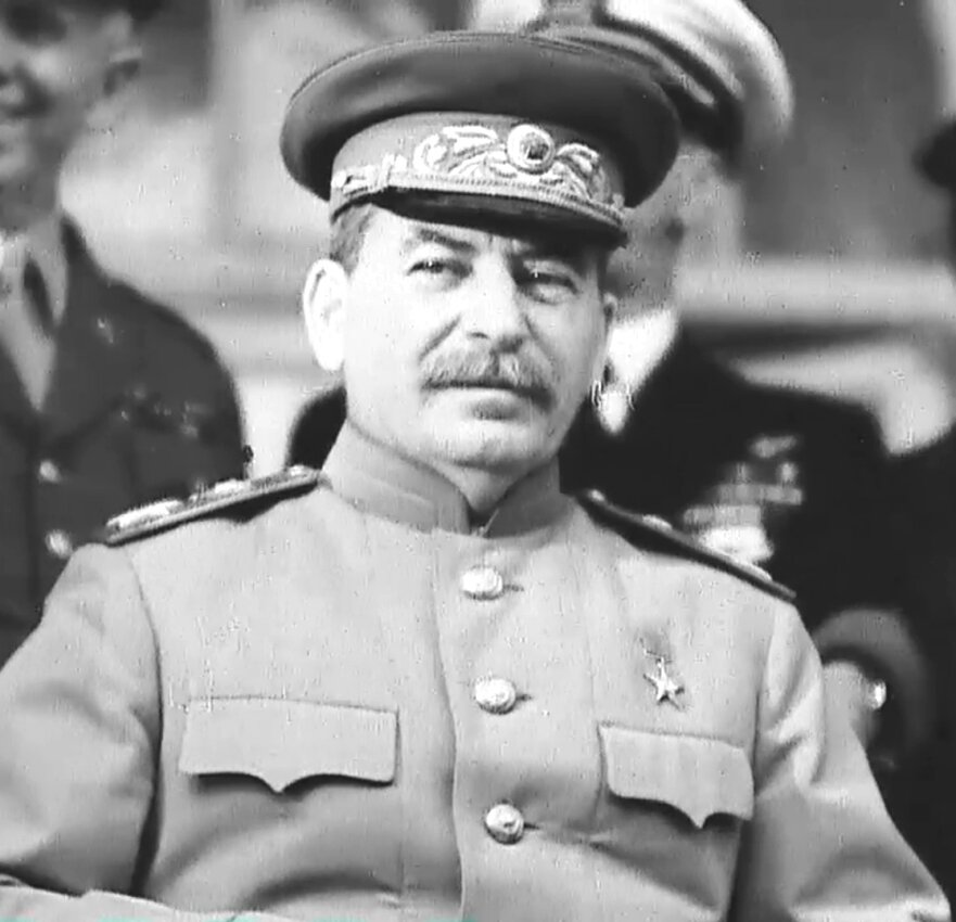 И.В. Сталин (https://clck.ru/e5PVR)