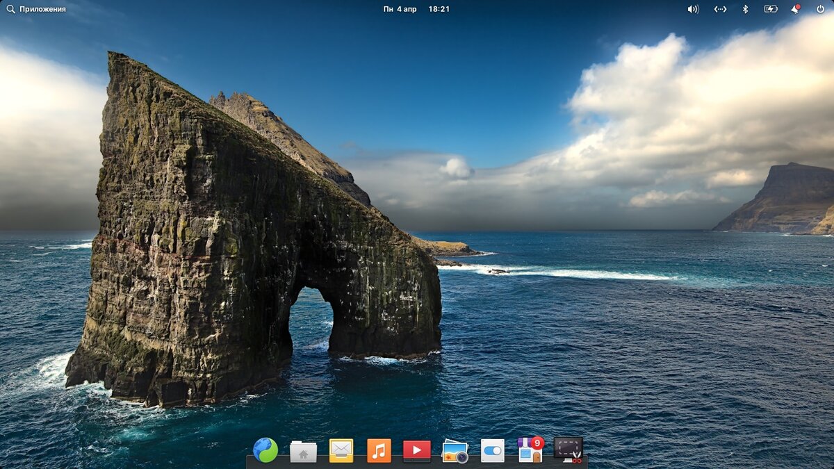 Elementary OS 6.1 - внешний вид после установки.