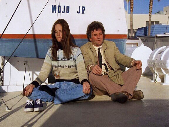 Лейтенант Коломбо пробует медитировать