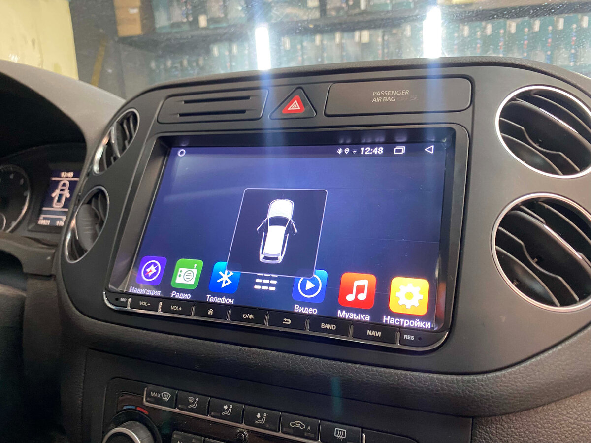 Установка камеры заднего вида и магнитолы #Parafar для VW Golf на Android  10.0 #PF904LTX9 | Автомобильные мультимедийные системы Parafar. | Дзен