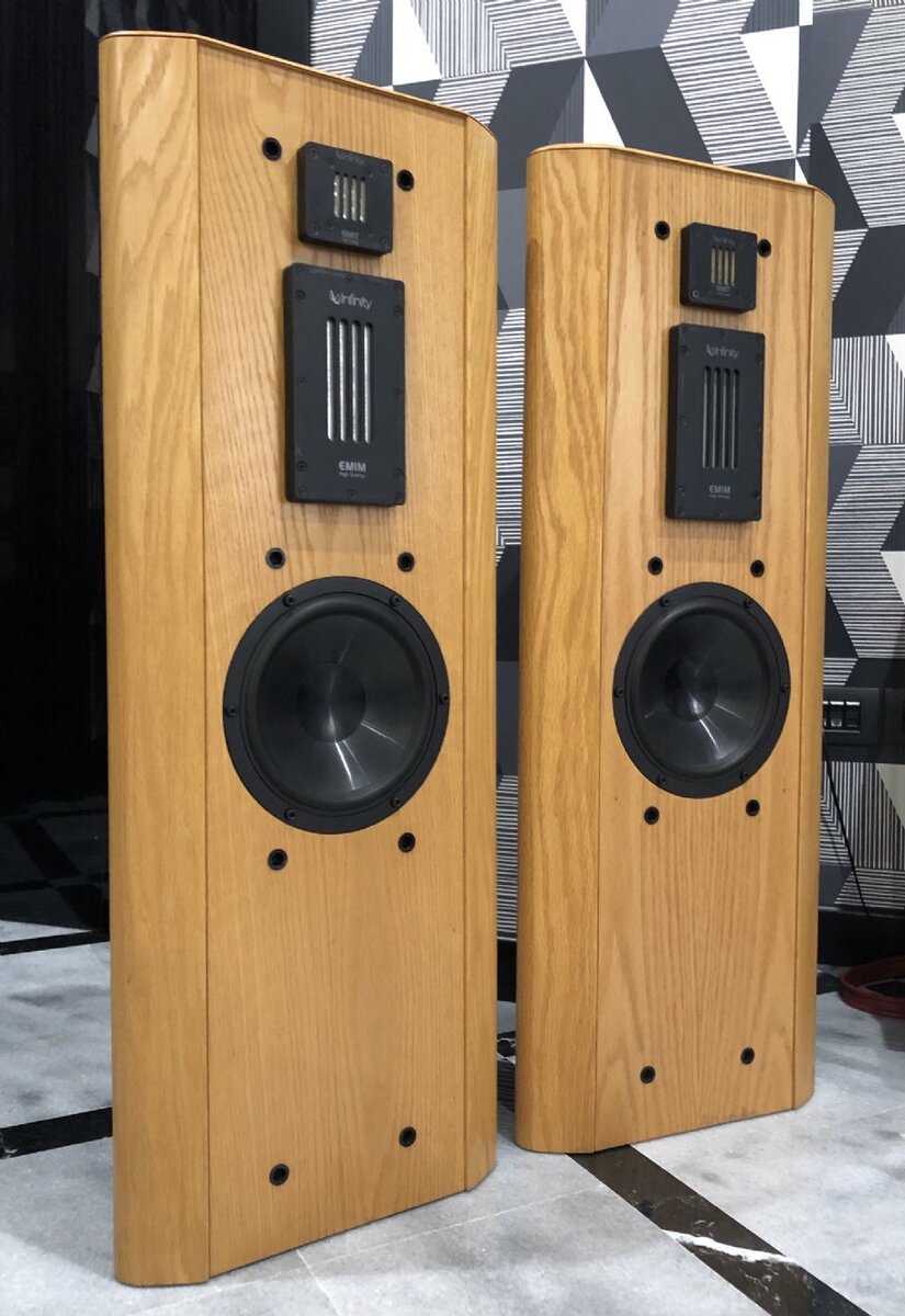 Infinity Renaissance 80