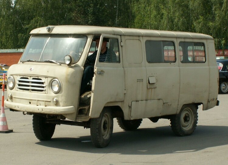 УАЗ-450.