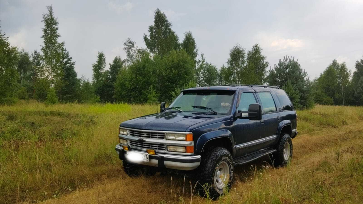 Сам конь - Chevrolet Tahoe с огромным пробегом)