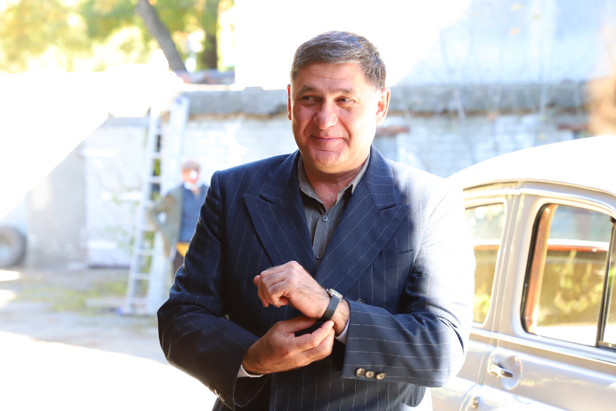 Сергей Пускепалис в роли Проскурина. Кадр из сериала