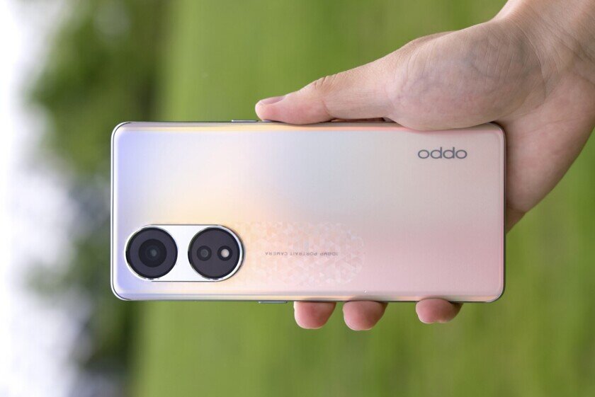    Oppo A1 Pro в розовом цвете. Фото: weibo