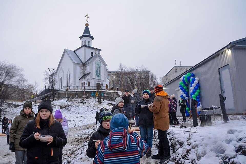    В Мурманске открыли Центр гуманитарной помощи «Точка Роста». Фото: Мурманская епархия