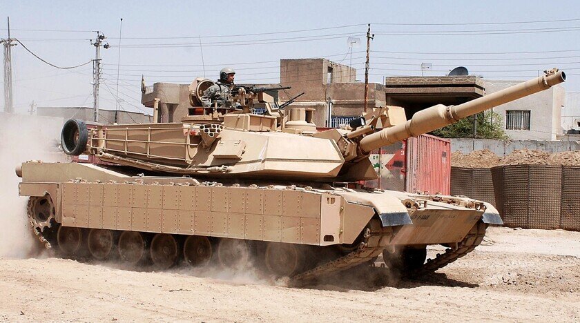    M1A2 SEP Abrams армии США с установленным серийным пакетом динамической защиты TUSK / Wikimedia