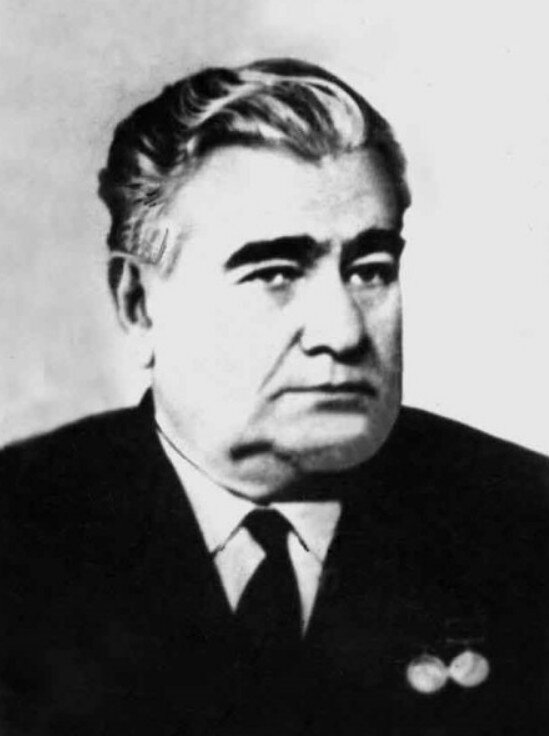 На фото: Генрих (Исмаил) Алиевич Гасанов. 