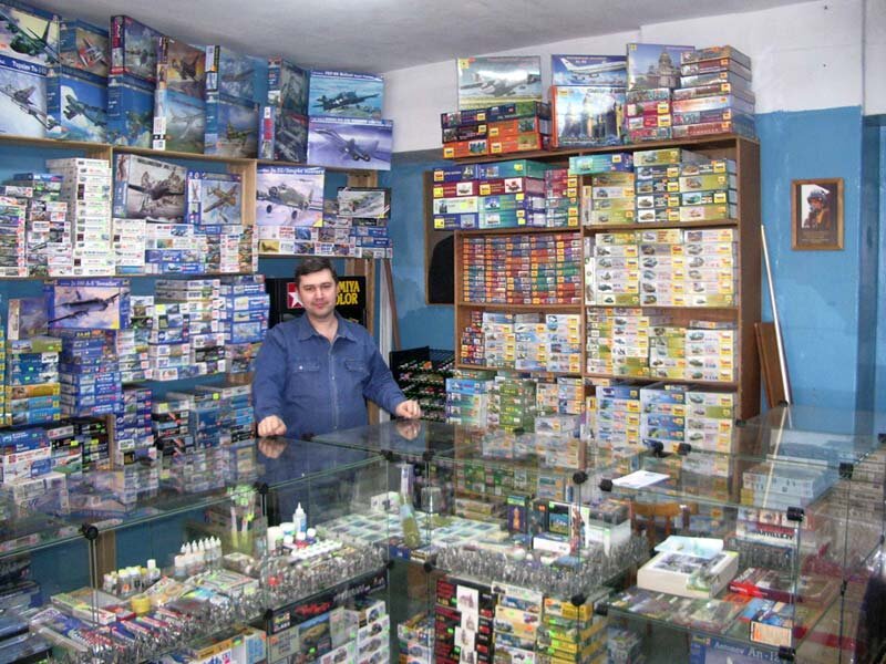 Магазин автозапчастей лейб. Leib company. Магазин лейб компания г москва. Leib company. Лейб компания магазин.