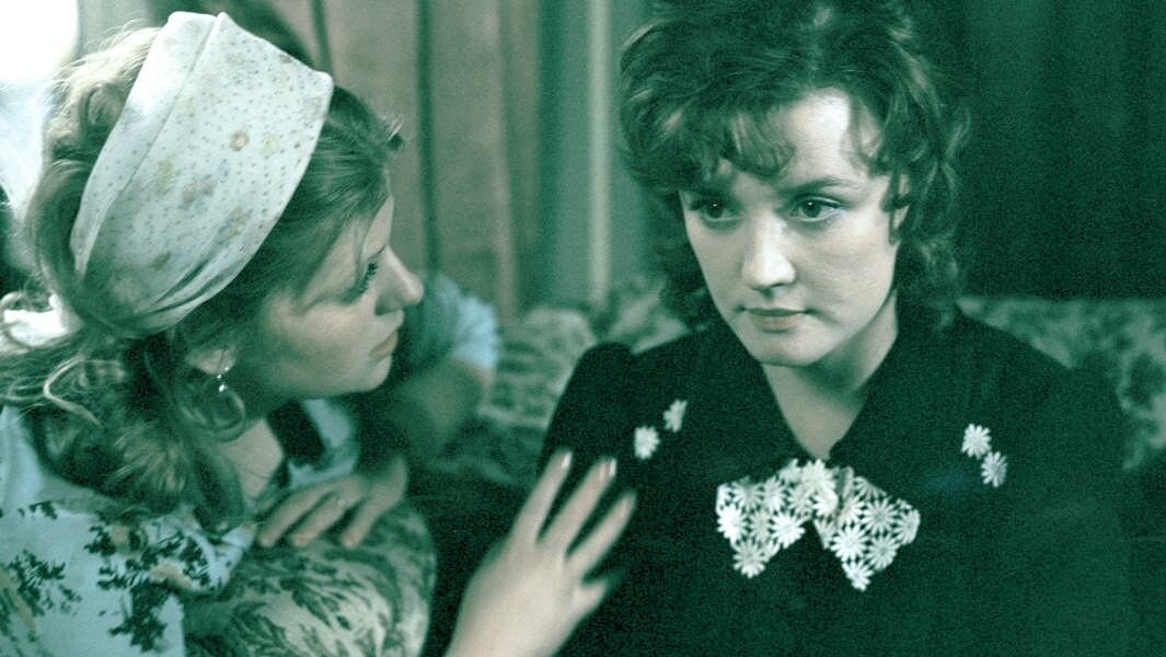 Кадр из фильма "Москва слезам не верит"