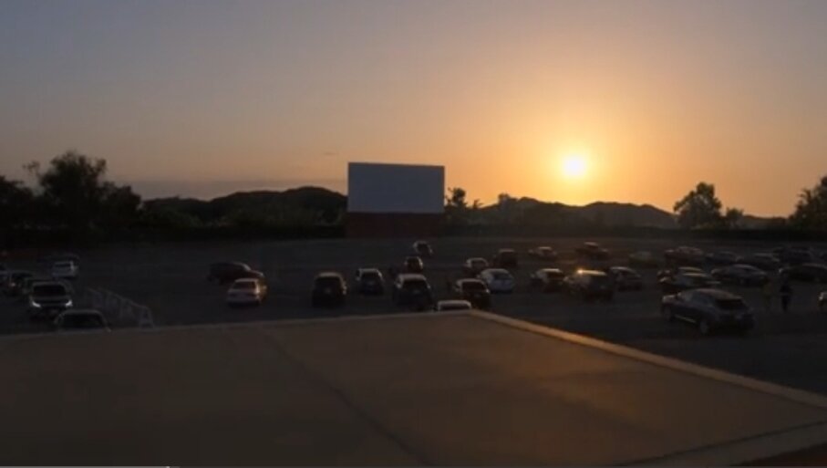 Кадр из 3 серии 1 сезона.