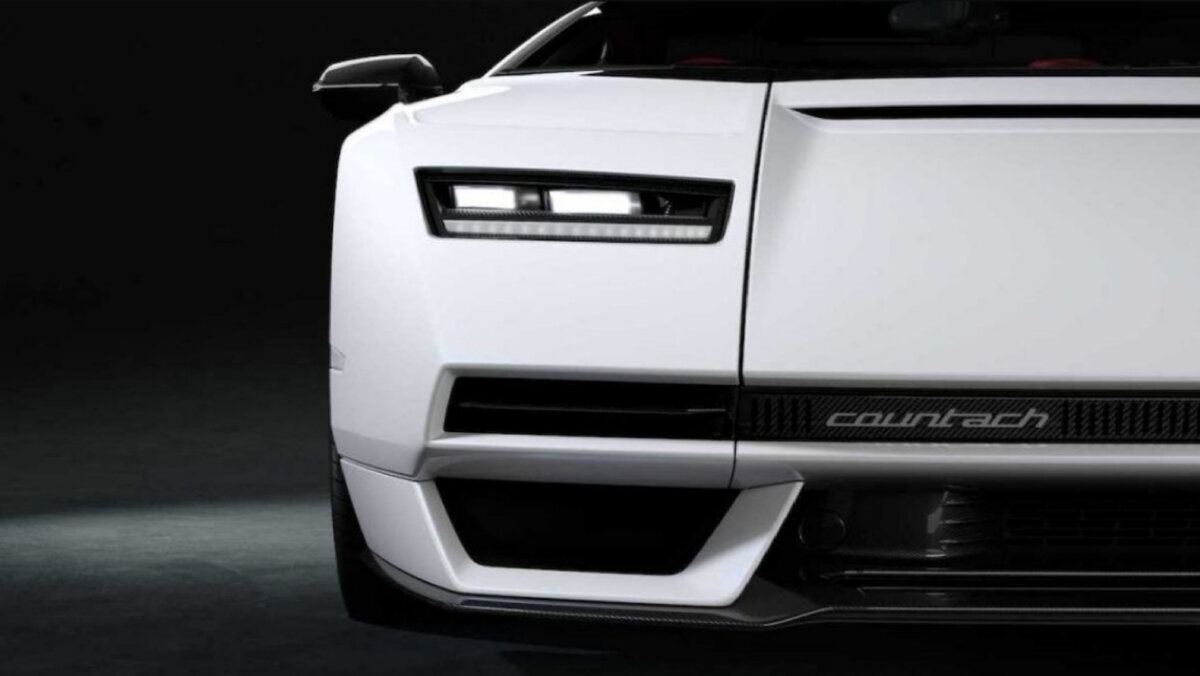 Многие мечтали об этом камбэке, но мало кто это представлял!  Lamborghini Countach возвращается в модернизированной версии, выпущенной 
всего в 122 экземплярах.  Официальная презентация была сделана на днях на 
Monterey Car Week.
