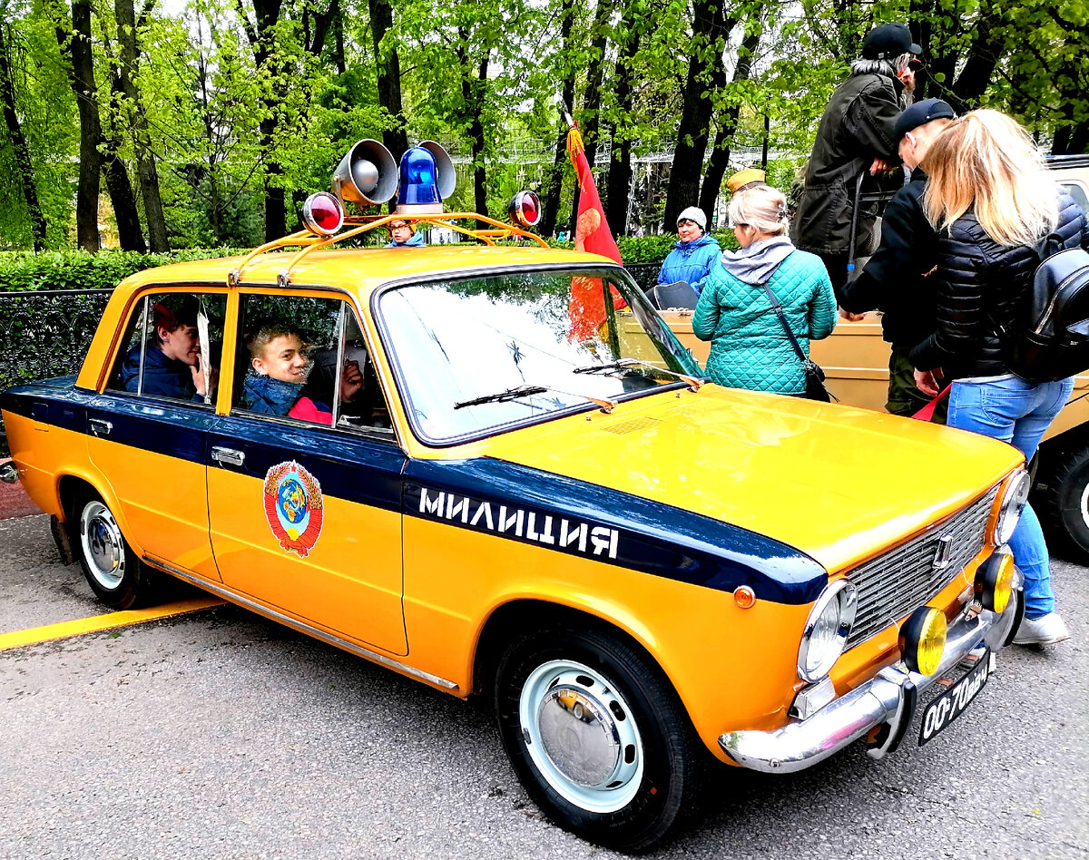 Личное фото. Выставка ретро автомобилей 09.05.21