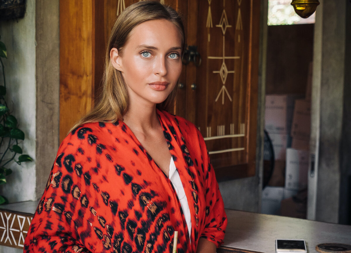 В баню лучше надевать одежду свободного кроя. Фото автора Mikhail Nilov Pexels, используется по лицензии Creative Commons