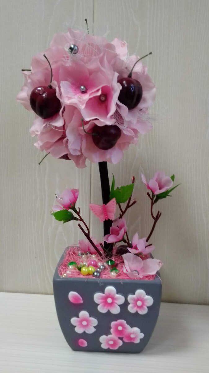 Топиарий "Цветущая вишня" сделан после посещения Китая 