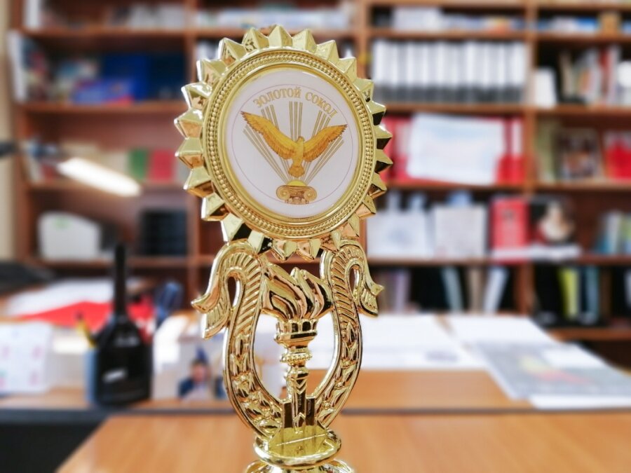 Приз за первое место конкурса «Золотой сокол-2021» завоевал методическай кабинет ЦОК ВКС