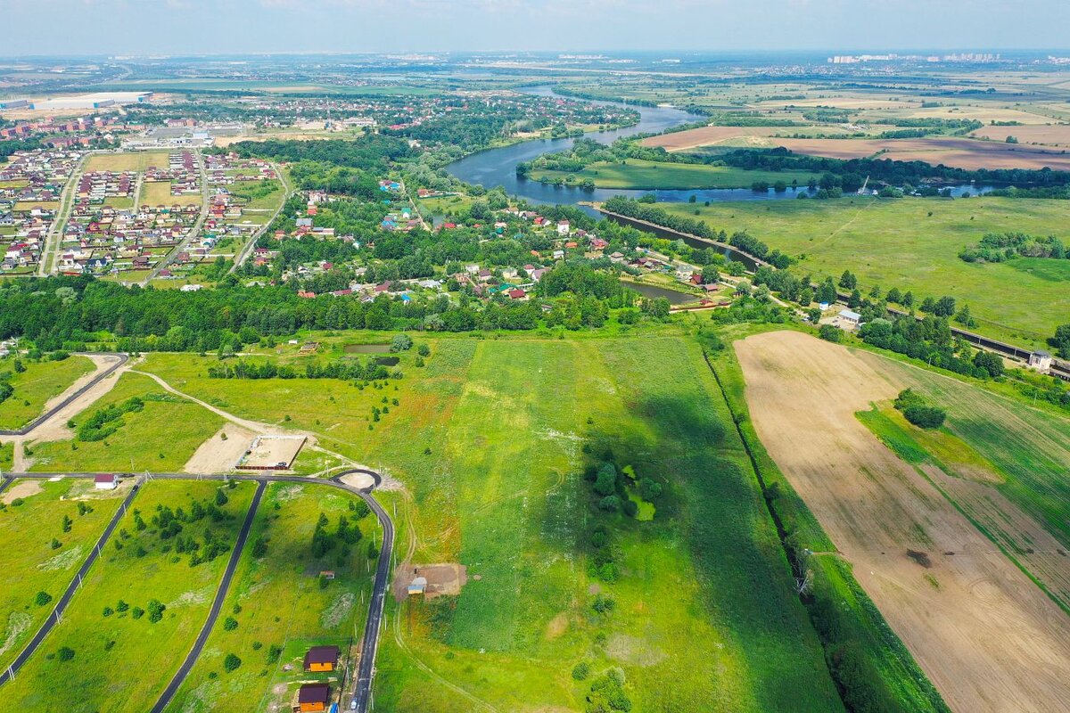 Отличная новость для всех, кто сделал выбор пользу подмосковного поселка с участками для ИЖС Тимонино. Объектам недвижимости в поселке присвоили почтовые адреса.