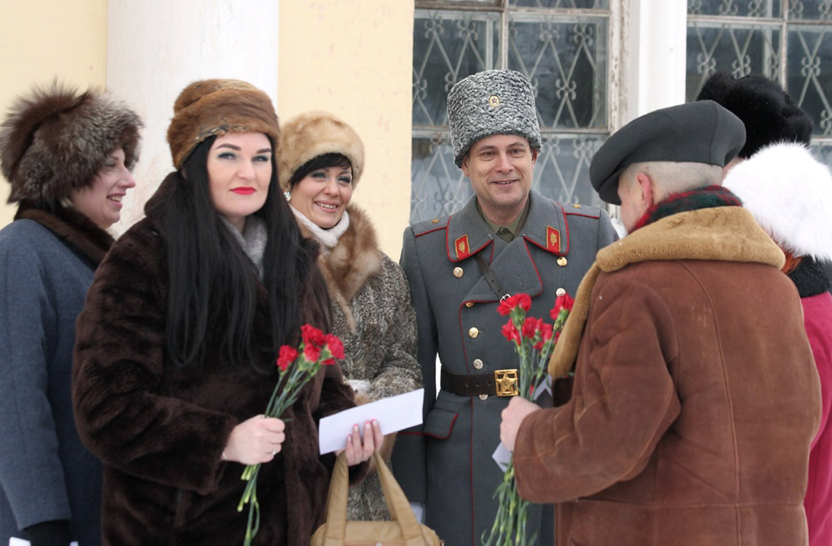 Ковров вернулся на полвека назад! В городе прошла масштабная реконструкция  70-х годов | Ключ-Медиа | Дзен