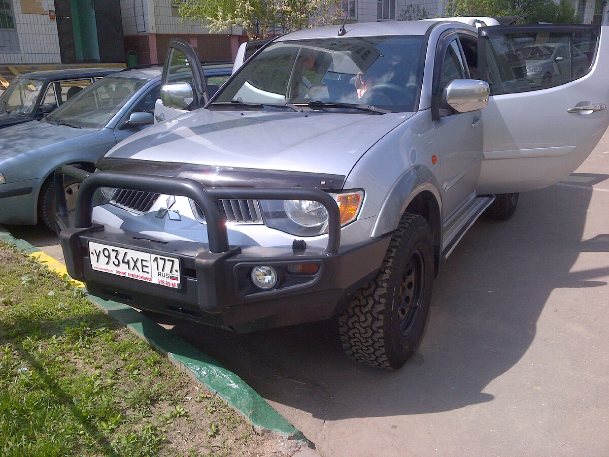 Вот такая симпатичная когда-то была у меня L200