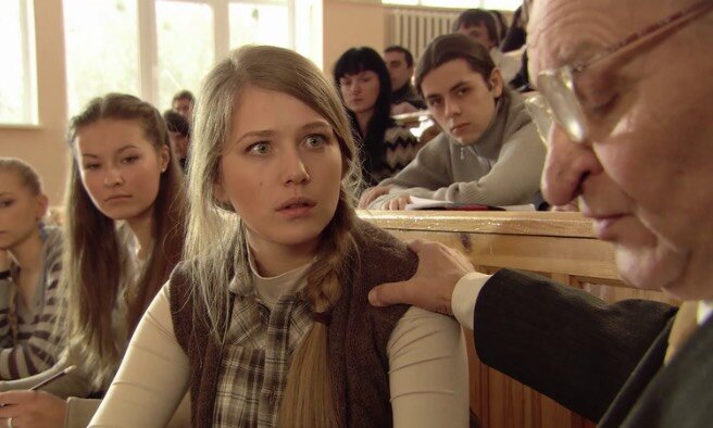 Нет, только не сериал про деревню, помогите!