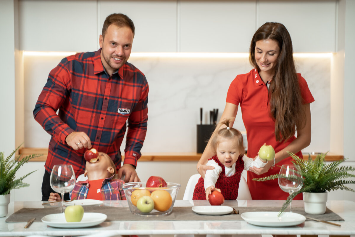 Гостиная в средиземноморском стиле всегда будет уютной и комфортной