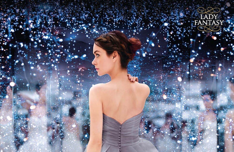 В русской версии все книги серии выходили в импринте Lady Fantasy, от АСТ. Фото из свободных источников