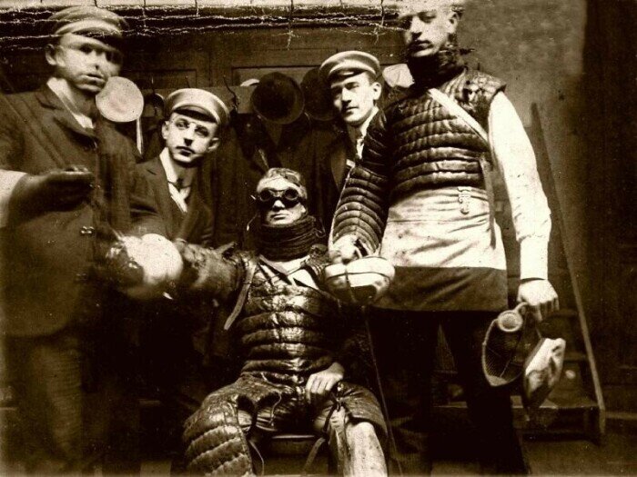 Все дело в фехтовании. |Фото: m.fishki.net.