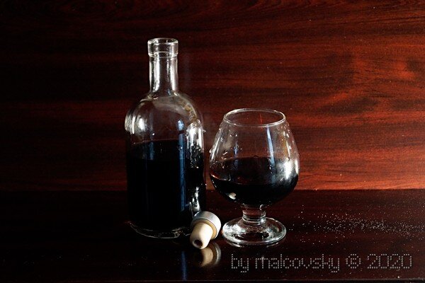 Ликёр «Чёрная Иоганна»