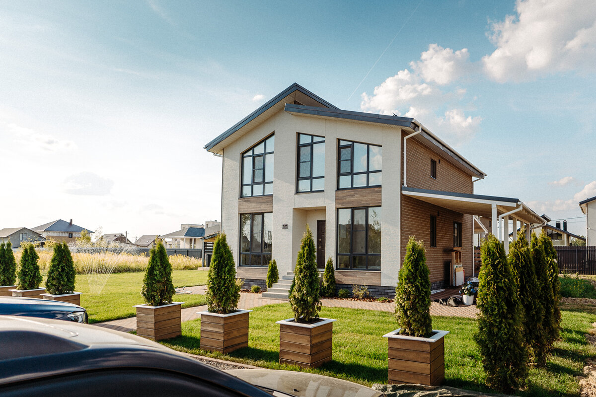 Строительство дома с компанией DMITRY DOM возможно в ипотеку. Ставка от 5%, первоначальный взнос 15%. 