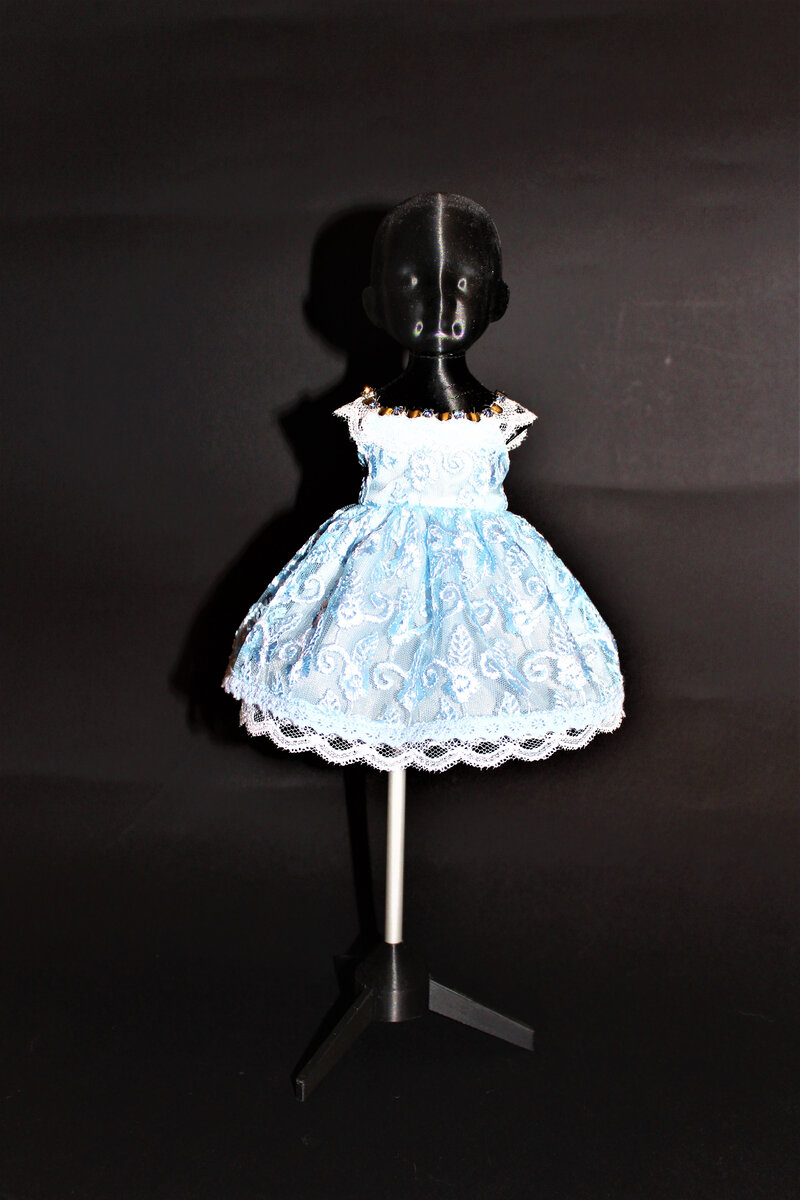 Платье льдинки на манекене, фото и работа автора