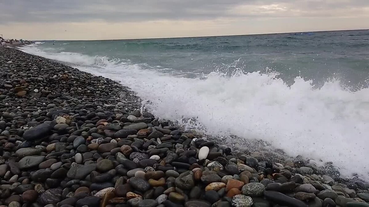 Видео черное море сочи. Обои на рабочий стол черное море Сочи. Сочи в ноябре. Сочи море фото 2022.