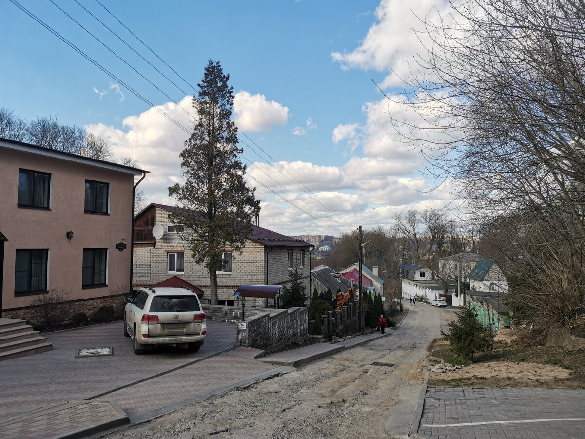 улица Парижской коммуны