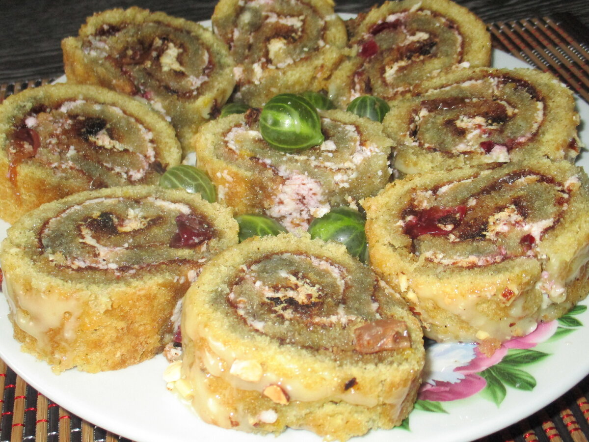    Рулет с творогом и вареньем из крыжовника