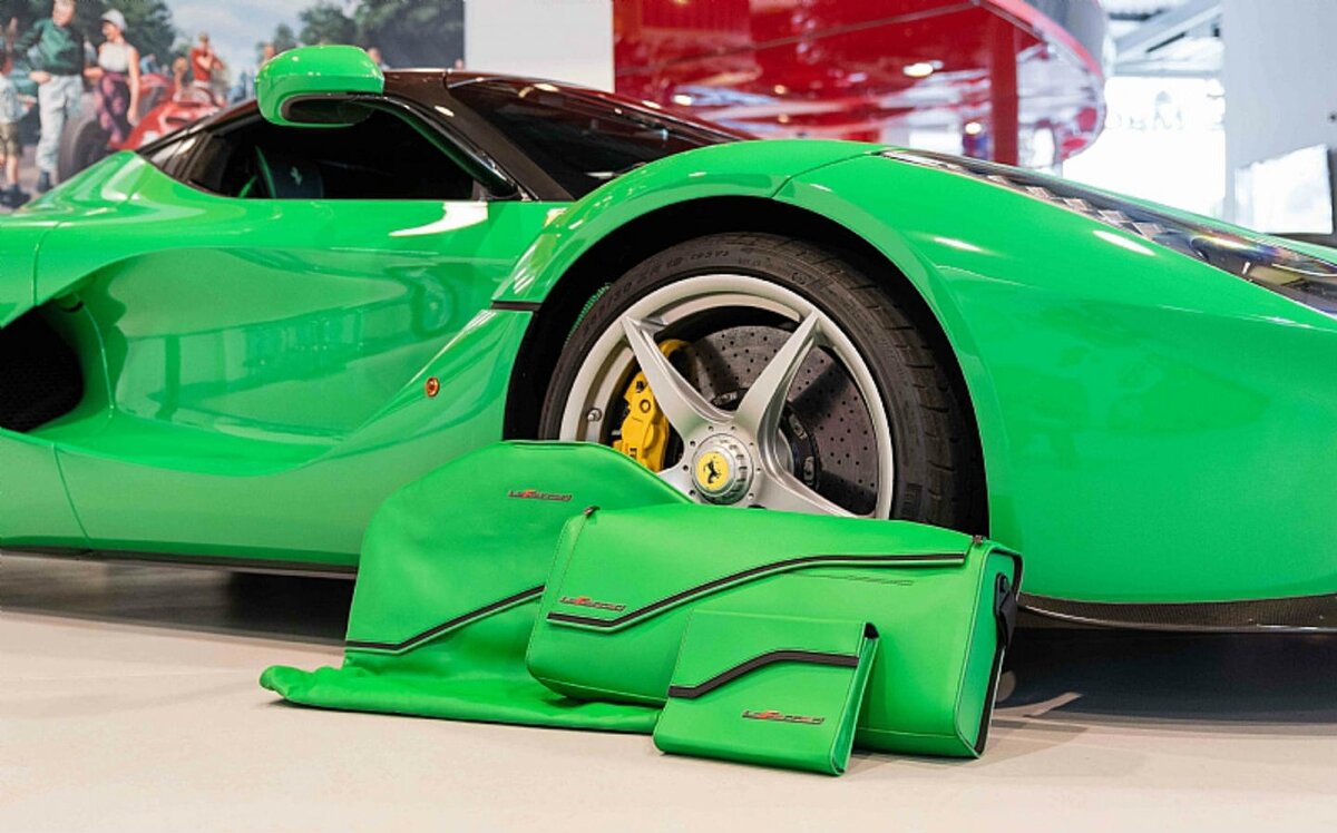 LAFERRARI салатовая
