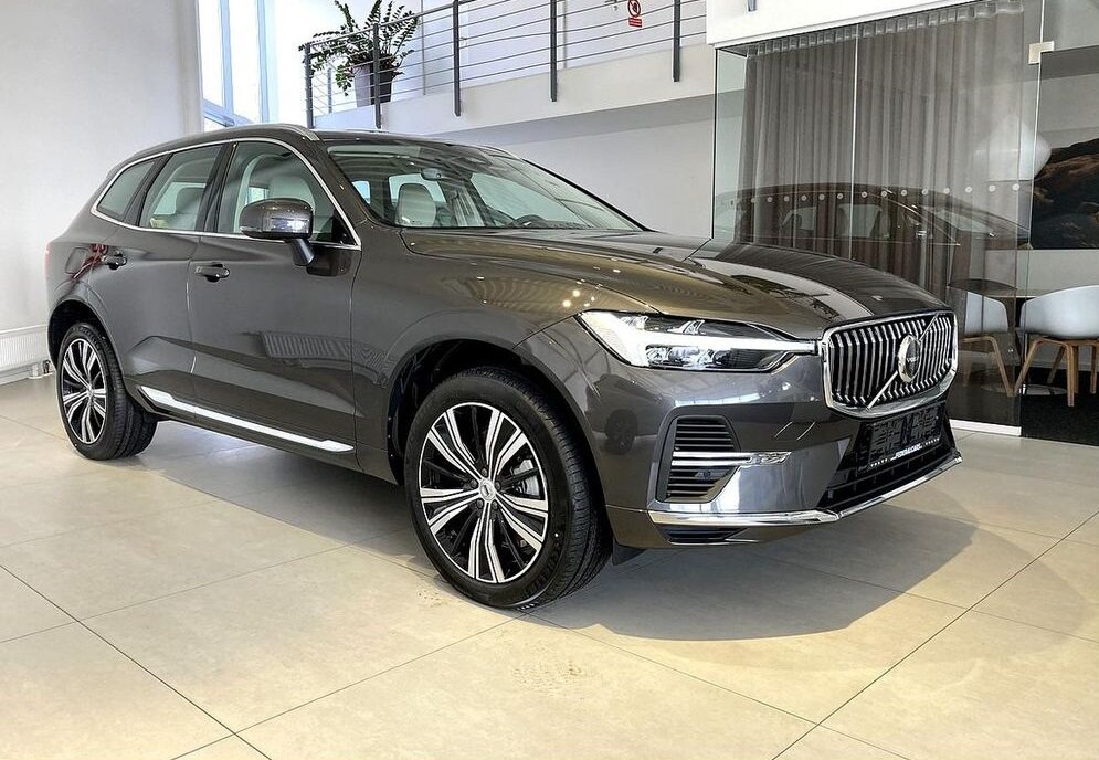 Гибридный Volvo. Красавец. 