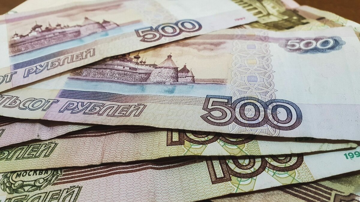     В Волгоградской области начались выплаты единого пособия для семей с детьми и беременным, сообщает социальный фонд региона. Местные жители подали на получение выплаты более 27 тысяч заявлений.