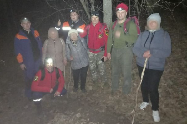 3 женщины спасенные спасателями