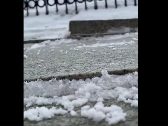     фото-скрин с видео Артема Молчанова