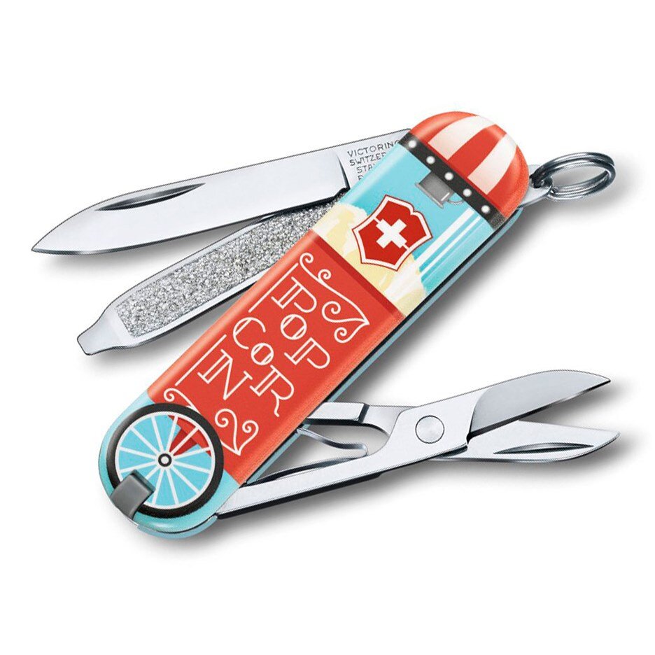 Складной инструмент Victorinox Classic Let It Pop, 2050 руб.