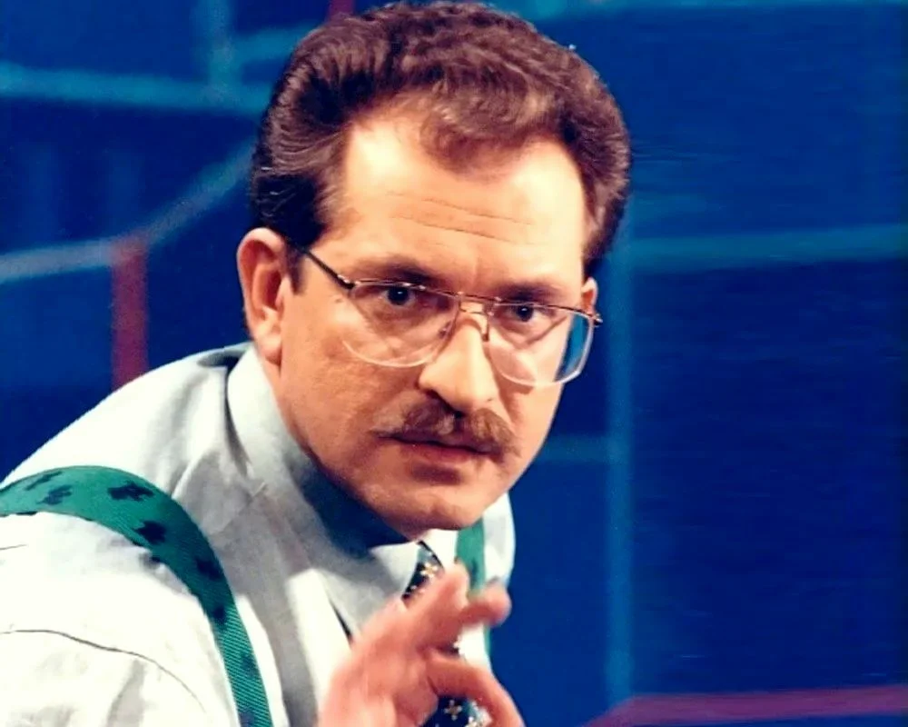 В середине 90-х годов легендарный телеведущий Влад Листьев был у многих на слуху.