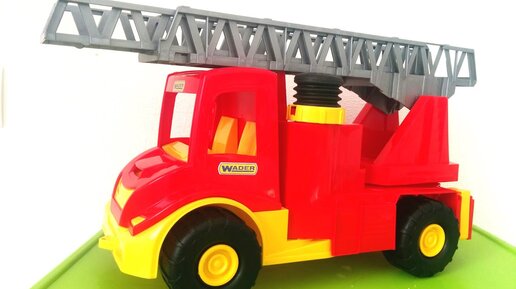 Как игрушка: продается необычная пожарная машина из Японии