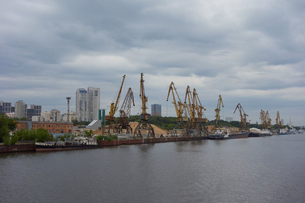 Северный речной порт